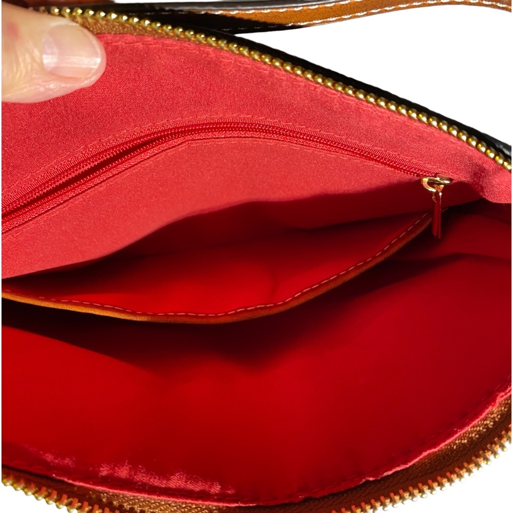 Black And Brown Crossbody Handbag With Adjustable Strap - Picture 6 of 9